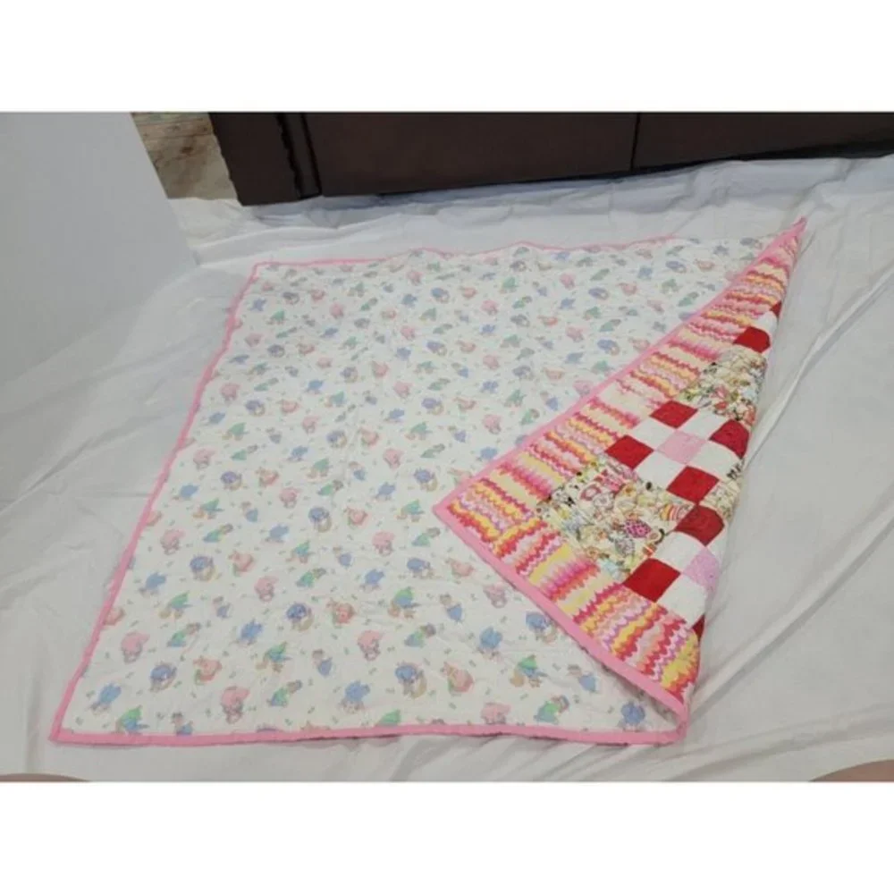 Vintage 90s Julies Journey Bunny Rabbit Quilted Blanket Handmade‎ Reversible